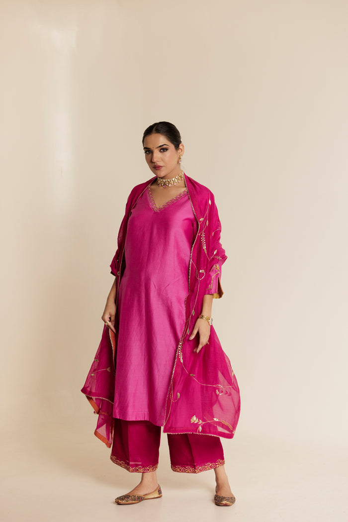 YAKSHINI Kurta Set