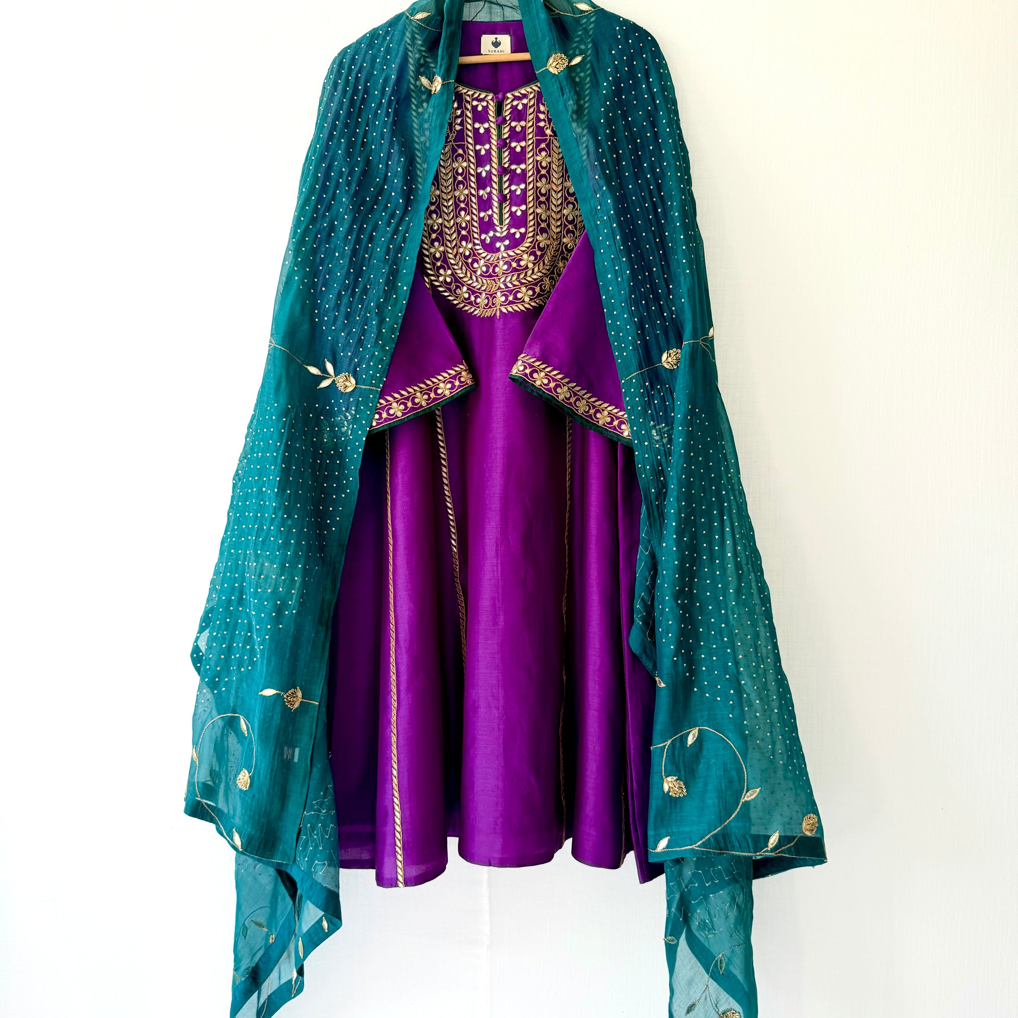 Begambahar Gotapatti Kurta Set Chanderi