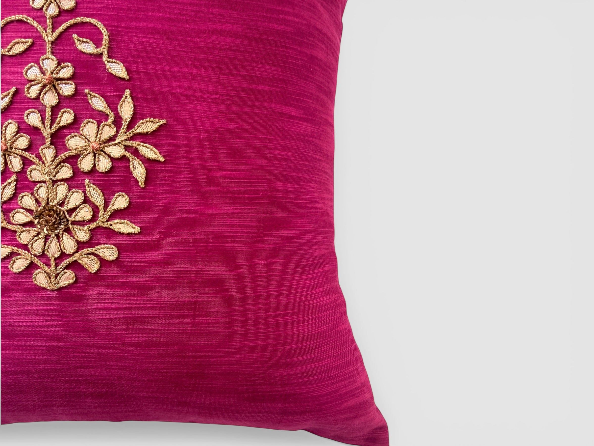 Fuschia Gotapatti Buta Cushion Cover