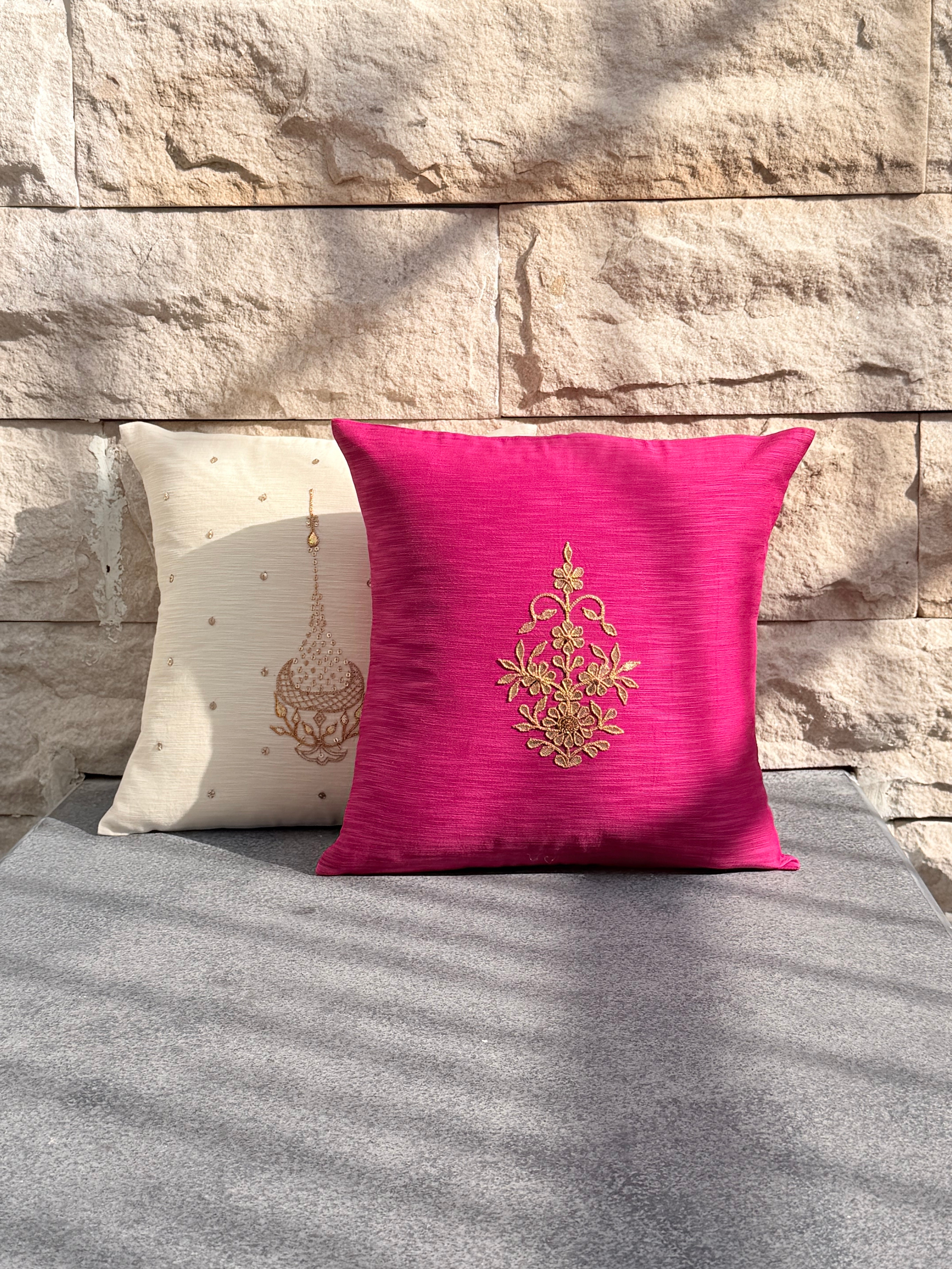 Fuschia Gotapatti Buta Cushion Cover
