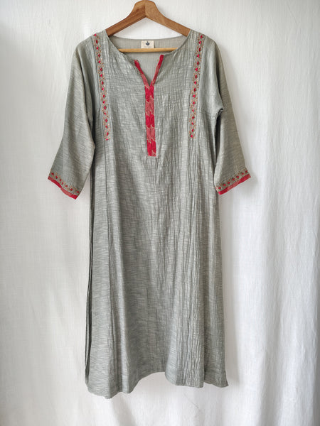Grey Gota Patti Hand Embroidered Kurta & Pants Set