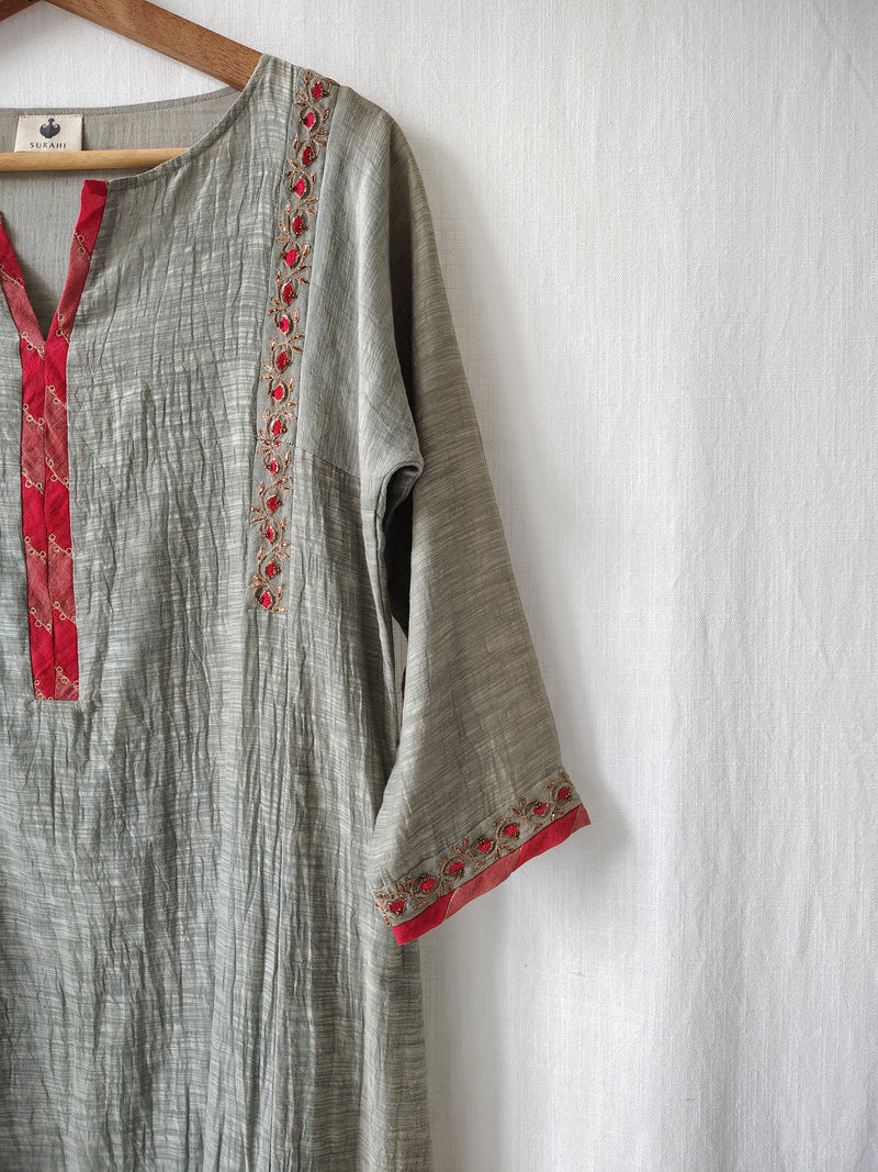 Grey Gota Patti Hand Embroidered Kurta & Pants Set