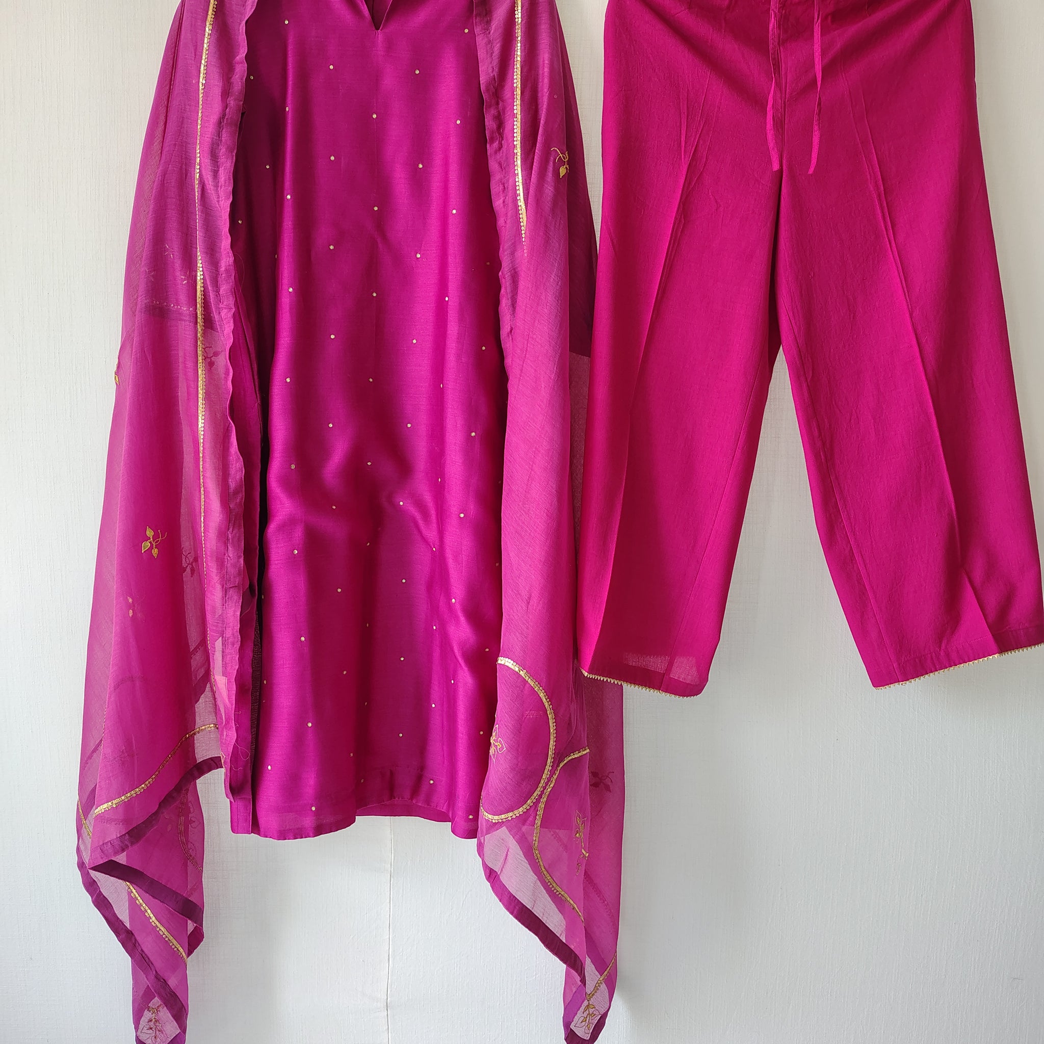 Magenta Pink Aari Hand Embroidered Chanderi Kurta Set