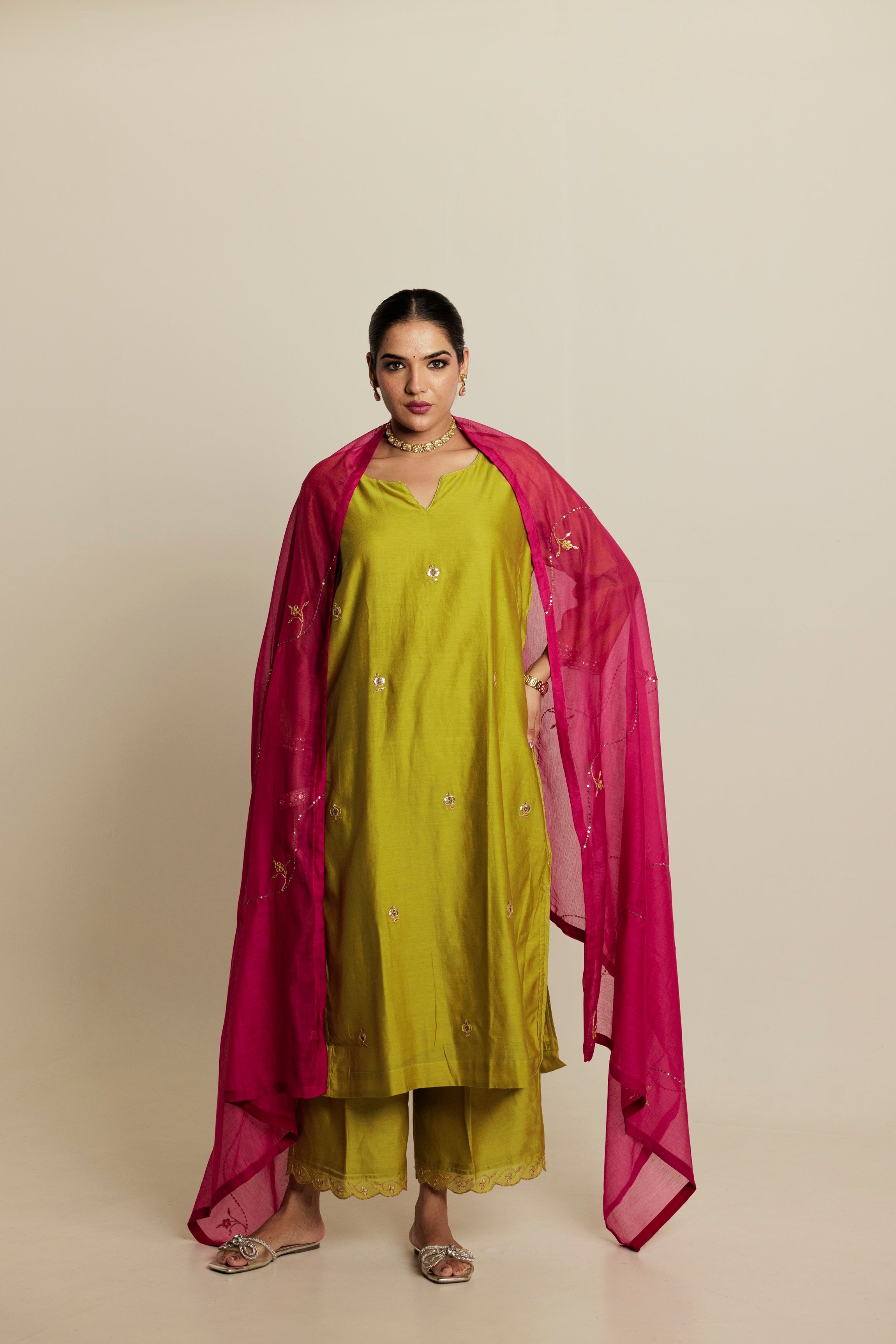 Green Hand Embroidered Aari-Zardozi Chanderi Kurta Set