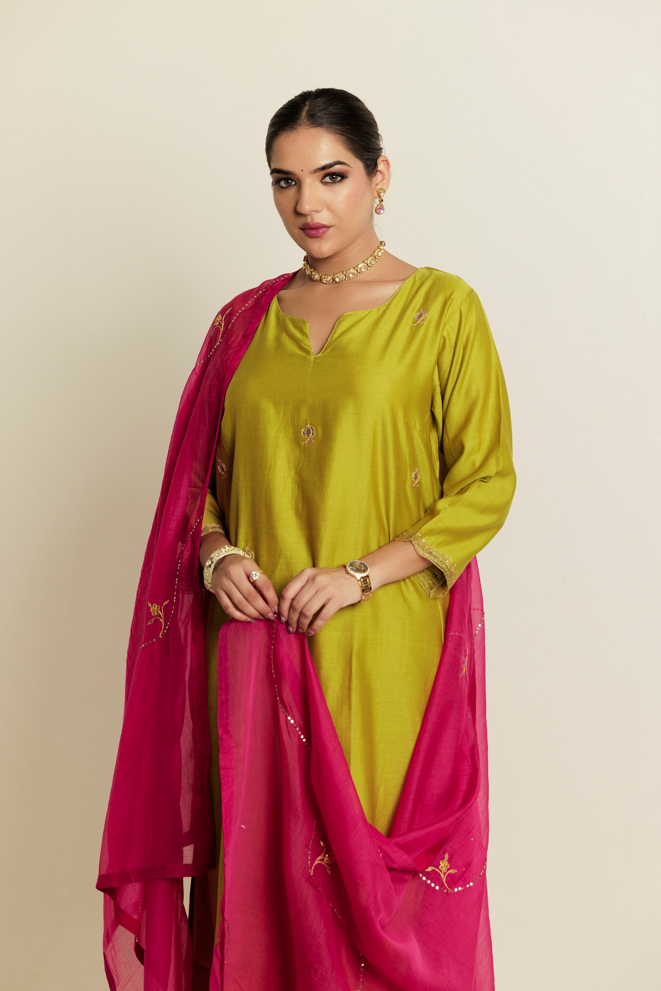 Green Hand Embroidered Aari-Zardozi Chanderi Kurta Set