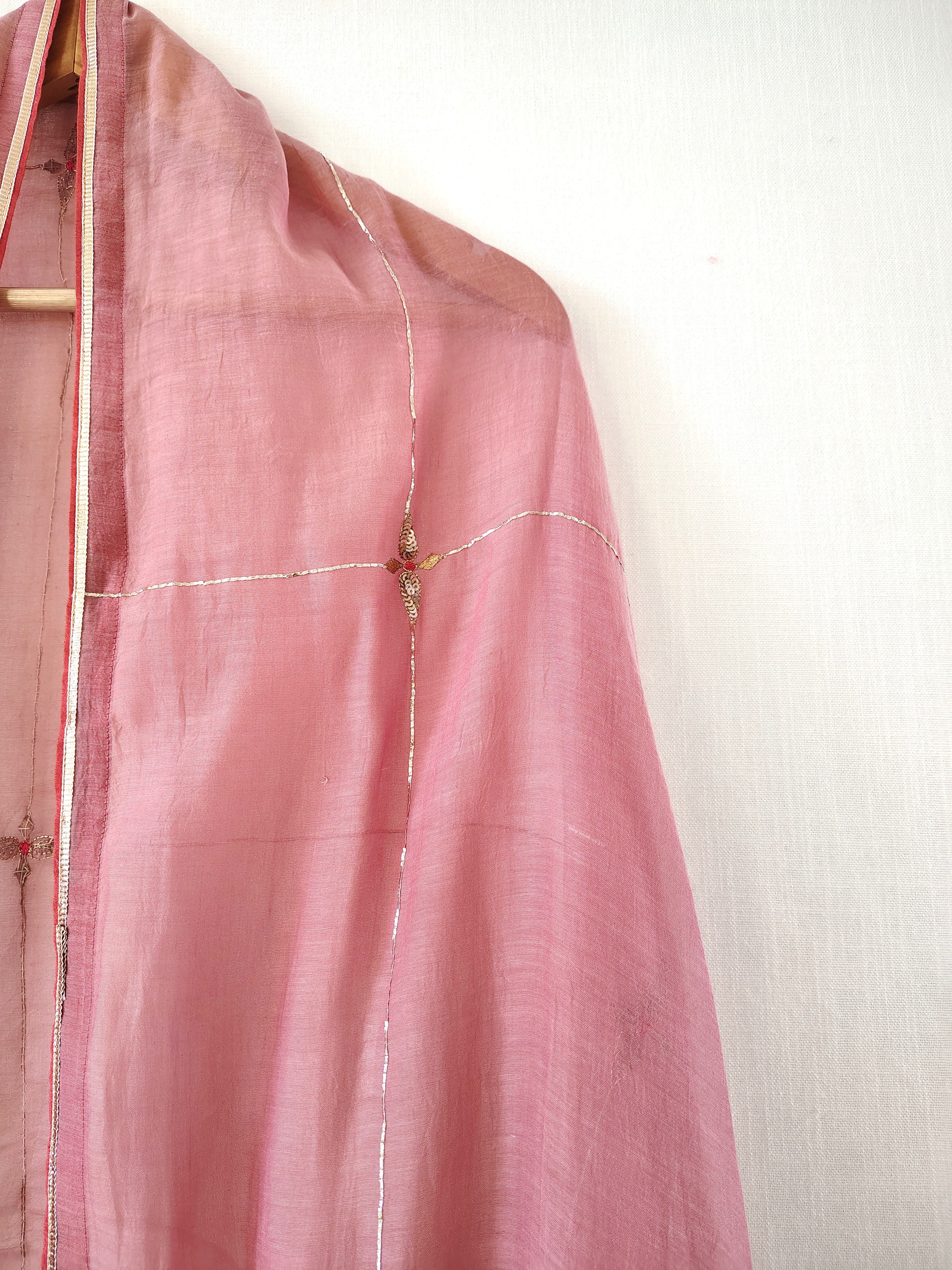 Dusky Pink Embroidered Aari-Zardozi Festive Dupatta