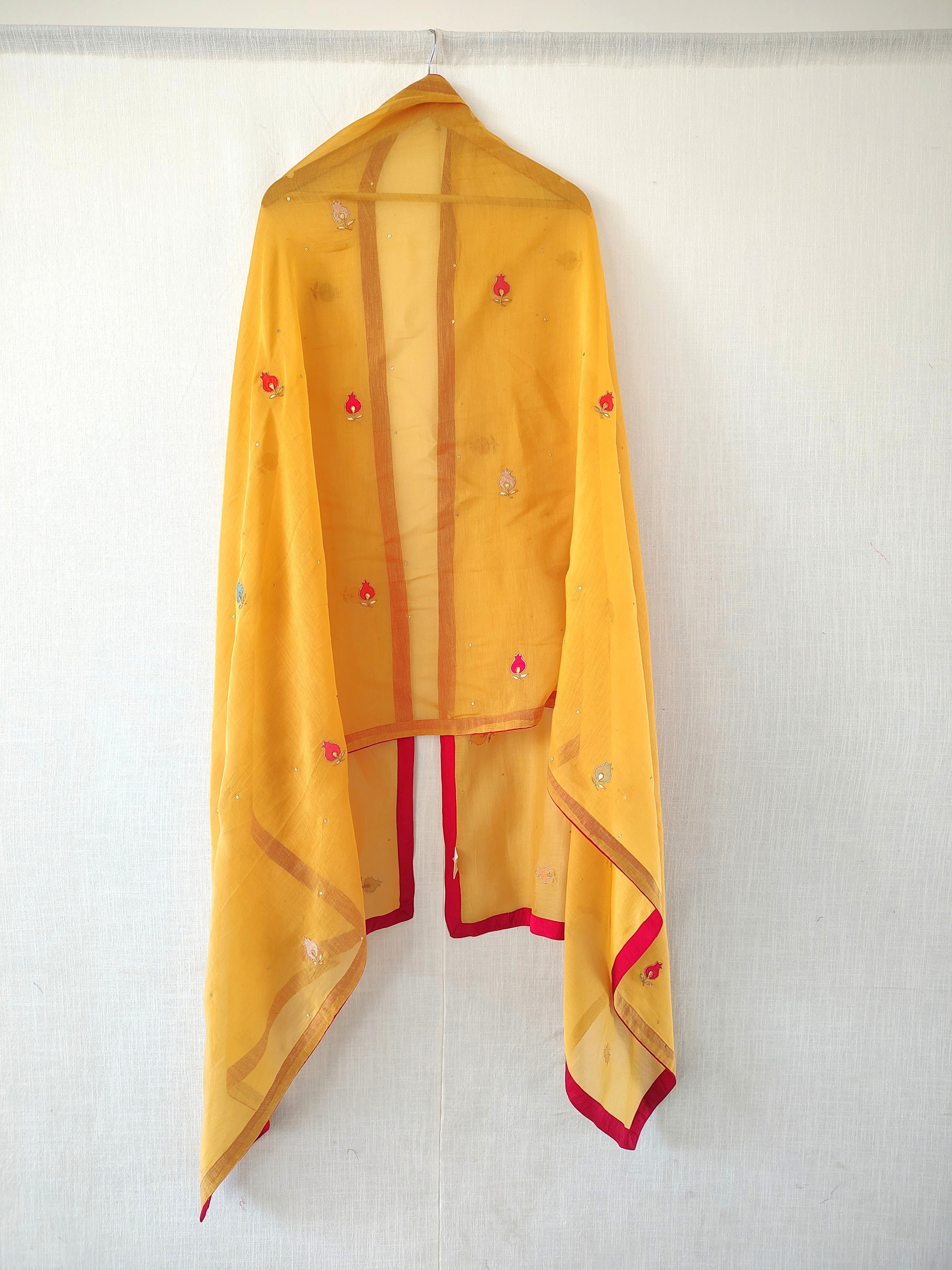 Yellow Hand Embroidered Aari-Zardozi work Chanderi Dupatta